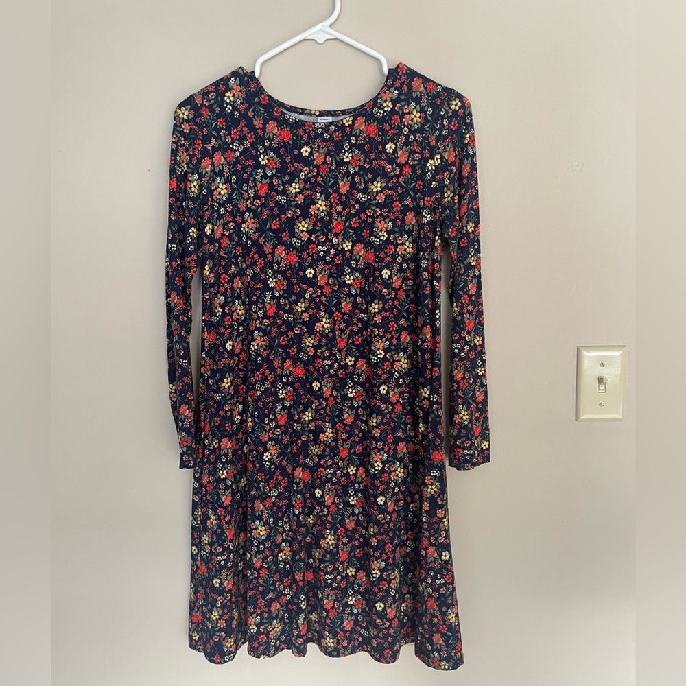 Old Navy long sleeve Dress
